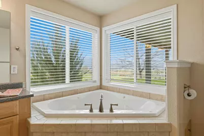 12445 Highway 140 E, Klamath Falls, OR 97603 - Photo 34