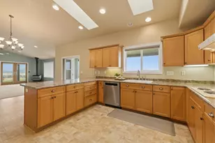 12445 Hwy 140 E, Klamath Falls, OR 97603 - Photo 24