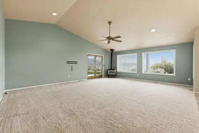 12445 Highway 140 E, Klamath Falls, OR 97603 - Photo 12