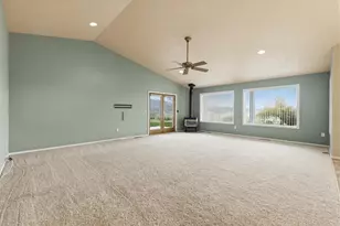 12445 Hwy 140 E, Klamath Falls, OR 97603 - Photo 12