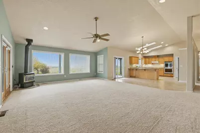 12445 Highway 140 E, Klamath Falls, OR 97603 - Photo 14