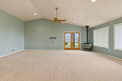12445 Highway 140 E, Klamath Falls, OR 97603 - Photo 20
