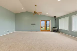 12445 Hwy 140 E, Klamath Falls, OR 97603 - Photo 20