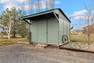 12445 Hwy 140 E, Klamath Falls, OR 97603 - Photo 68