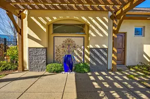 988 Dead Indian Memorial Rd, Ashland, OR 97520 - Photo 22