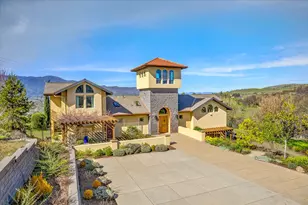 988 Dead Indian Memorial Rd, Ashland, OR 97520 - Photo 18