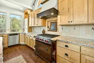 988 Dead Indian Memorial Rd, Ashland, OR 97520 - Photo 48