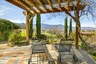 988 Dead Indian Memorial Rd, Ashland, OR 97520 - Photo 34