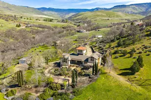 988 Dead Indian Memorial Rd, Ashland, OR 97520 - Photo 124