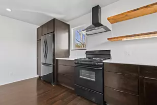 593 Crowson Rd, Ashland, OR 97520 - Photo 10