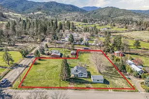 593 Crowson Rd, Ashland, OR 97520 - Photo 2