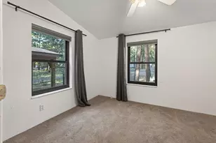 60097 Agate Rd, Bend, OR 97702 - Photo 20