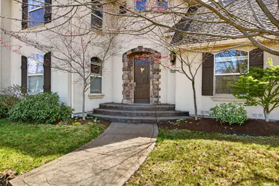 692 Vansant Street, Ashland, OR 97520 - Photo 4