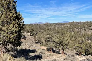 1990 Redtail Hawk Dr, Redmond, OR 97756 - Photo 22