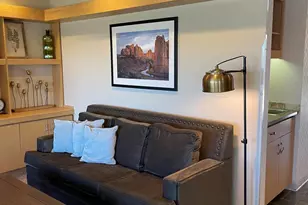 1990 Redtail Hawk Dr, Redmond, OR 97756 - Photo 16