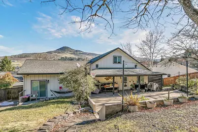 135 Candice Court, Medford, OR 97504 - Photo 26