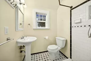 131 4th St, Ashland, OR 97520 - Photo 36