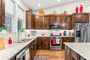 63114 Pikes Ct, Bend, OR 97701 - Photo 12