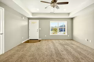 3851 Vly Mdws Dr, White City, OR 97503 - Photo 4