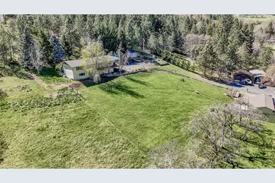 4131 W Griffin Creek Road, Medford, OR 97501 - Photo 2