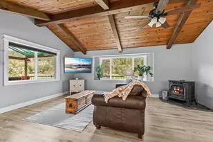 4131 W Griffin Creek Rd, Medford, OR 97501 - Photo 8