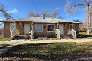 1208 Martin St, Klamath Falls, OR 97601 - Photo 1