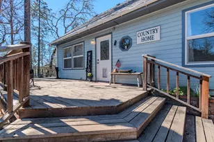 127 Lodge Rd, Trail, OR 97541 - Photo 1