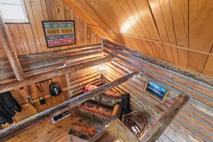 61567 Bearwallow Rd, Bend, OR 97703 - Photo 18