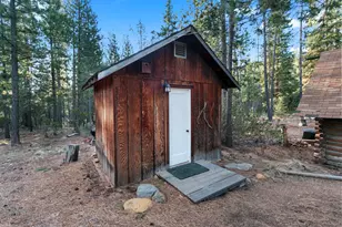 61567 Bearwallow Rd, Bend, OR 97703 - Photo 22