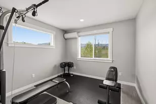 232 Willow Springs Dr, Talent, OR 97540 - Photo 24