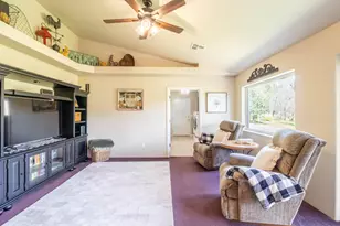 185 Starflower Way, Merlin, OR 97532 - Photo 14
