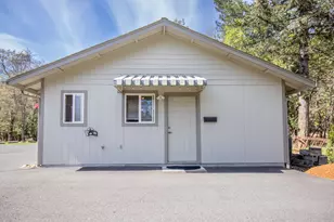 185 Starflower Way, Merlin, OR 97532 - Photo 34