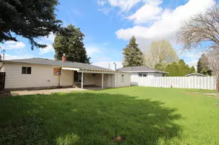 2816 Duell Ave, Medford, OR 97501 - Photo 10