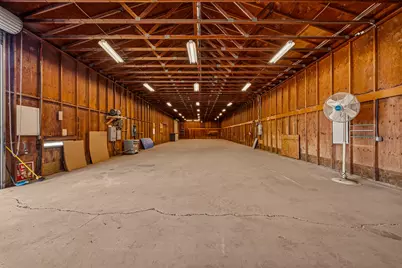 992 Ort Lane, Merlin, OR 97532 - Photo 14