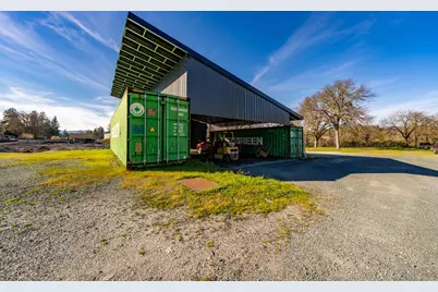 992 Ort Lane, Merlin, OR 97532 - Photo 40