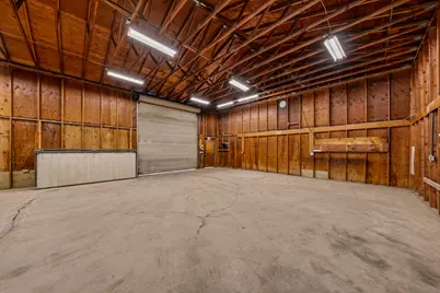 992 Ort Lane, Merlin, OR 97532 - Photo 16