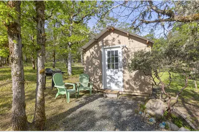 395 S Livingston Way, Grants Pass, OR 97526 - Photo 18
