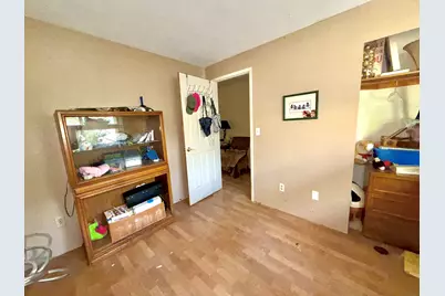 445 Midway Road, Medford, OR 97501 - Photo 16