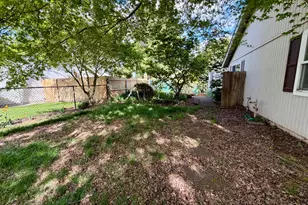 445 Midway Rd, Medford, OR 97501 - Photo 20