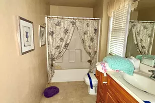 445 Midway Rd, Medford, OR 97501 - Photo 18