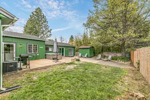 2999 Diane St, Ashland, OR 97520 - Photo 24