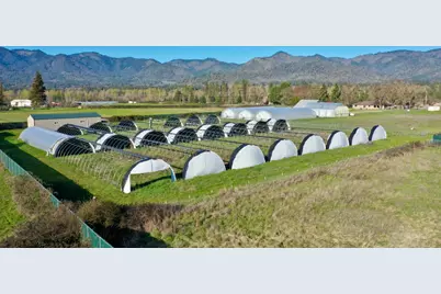 [Address not provided], Grants Pass, OR 97527 - Photo 12