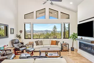 693 Ironwood Dr, Eagle Point, OR 97524 - Photo 10