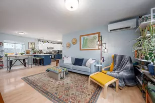 2044 NE Full Moon Dr, Bend, OR 97701 - Photo 4