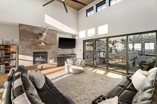 15150 S W Two Saddle Ct, Powell Butte, OR 97753 - Photo 10