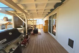 63738 Cascade Village Dr, Bend, OR 97701 - Photo 16