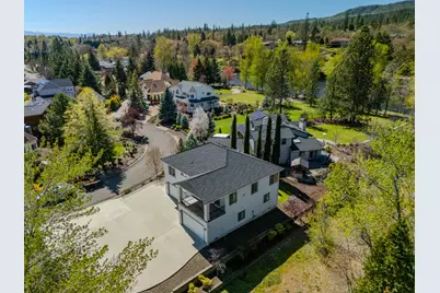 302 Penny Lane, Shady Cove, OR 97539 - Photo 50