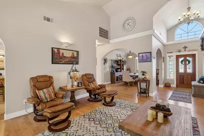 2232 Haviland Drive, Grants Pass, OR 97527 - Photo 2