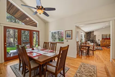 737 Pinecrest Drive, Grants Pass, OR 97527 - Photo 24