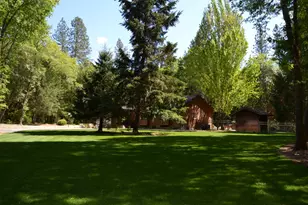 737 Pinecrest Dr, Grants Pass, OR 97527 - Photo 6